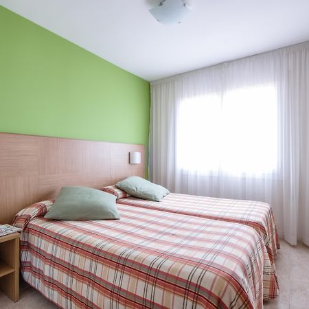 California Apartments Salou Bagian luar foto