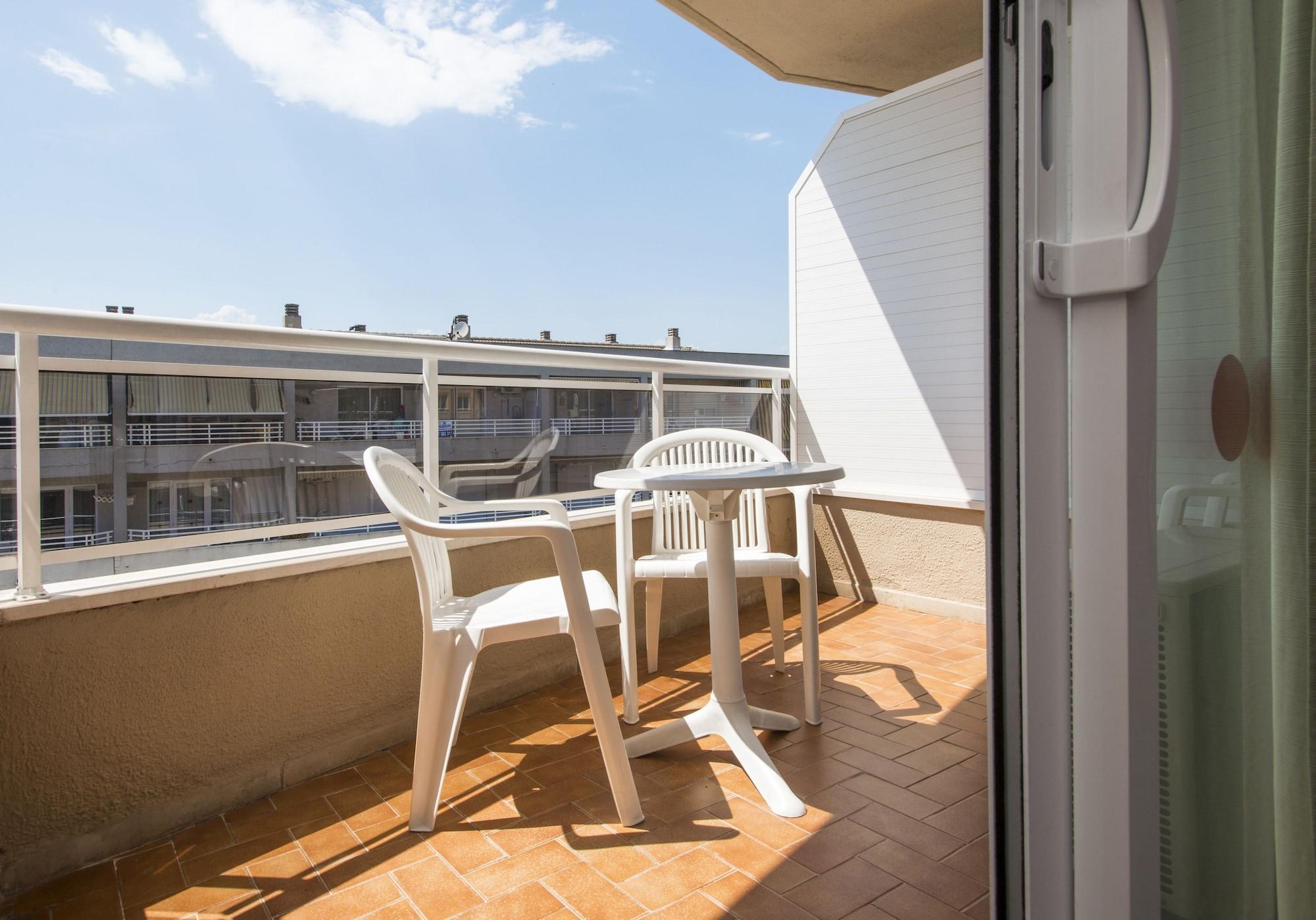 California Apartments Salou Bagian luar foto