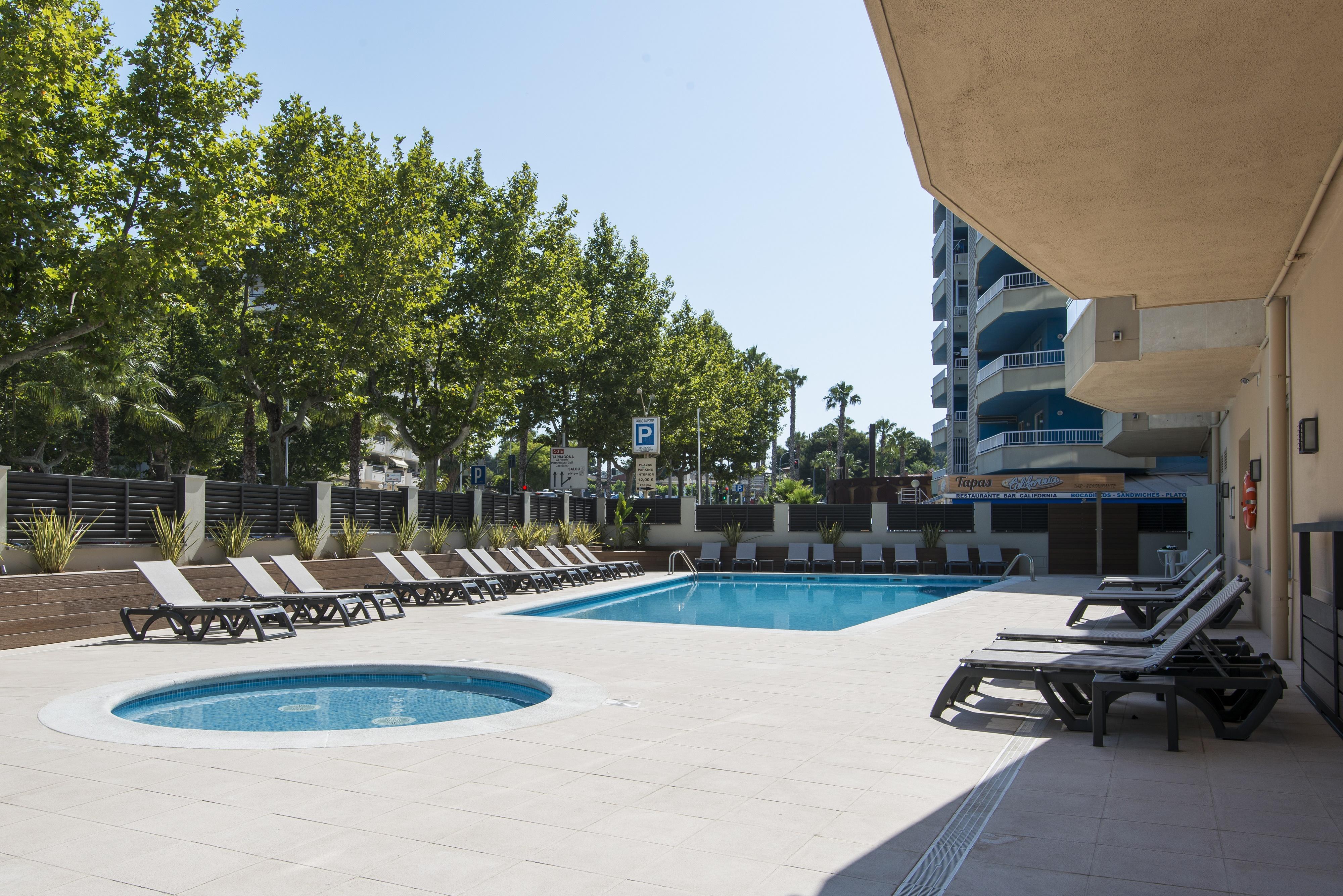 California Apartments Salou Bagian luar foto