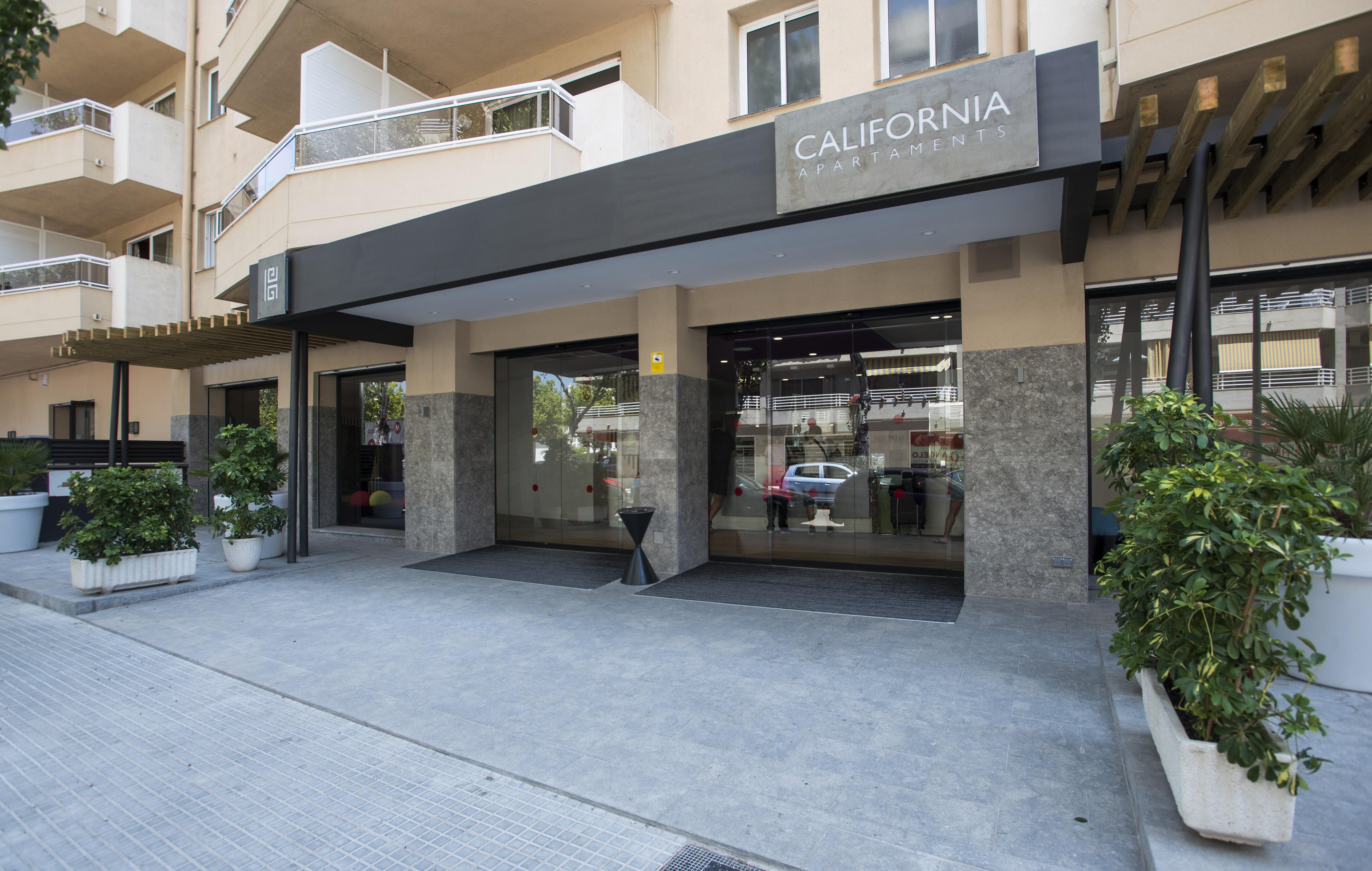 California Apartments Salou Bagian luar foto