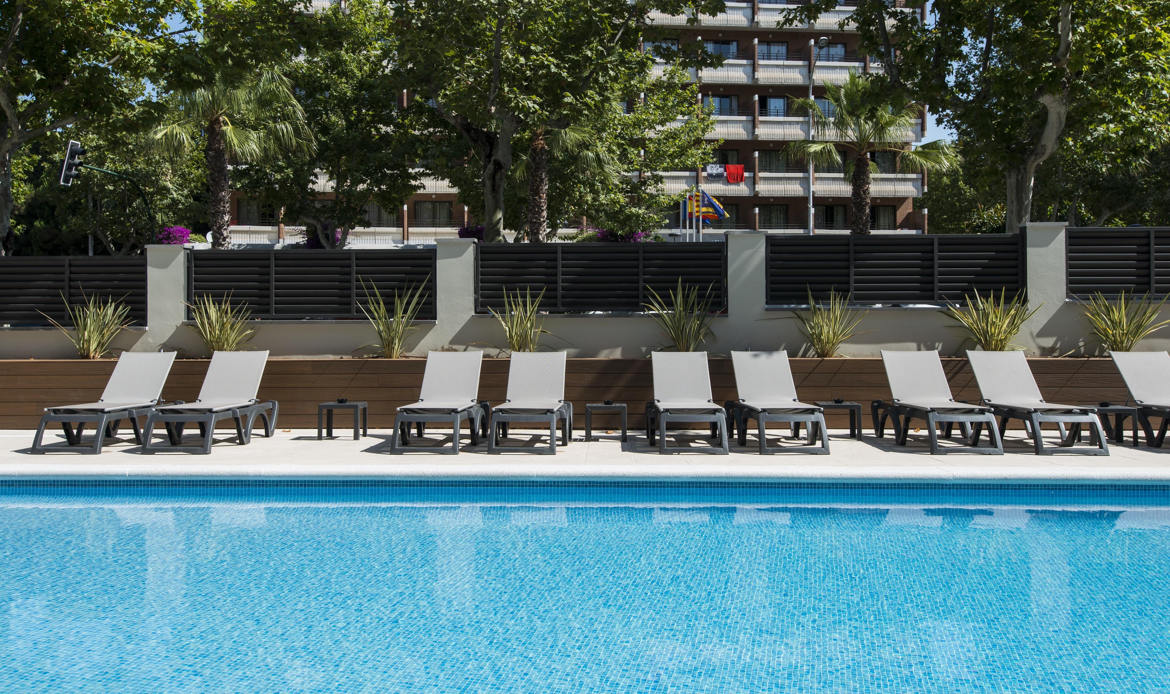 California Apartments Salou Bagian luar foto