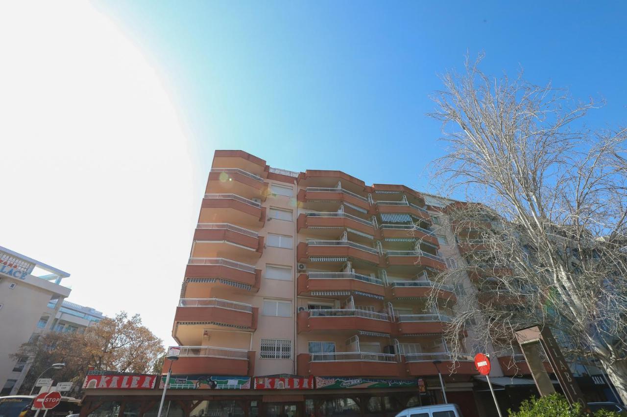 California Apartments Salou Bagian luar foto